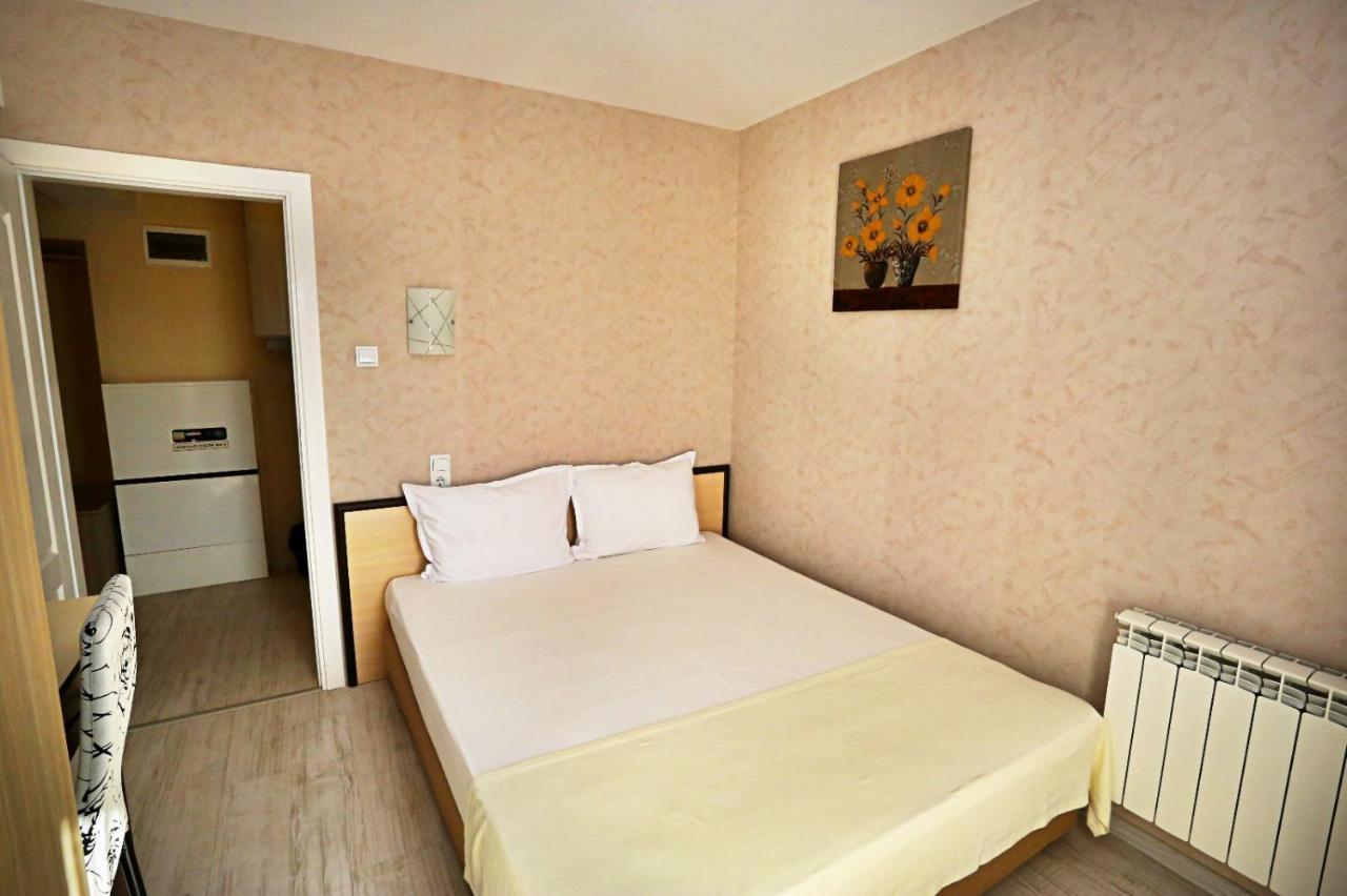 Apart Hotel Central Momcilgrad Exterior foto